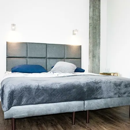 Na-horyzoncie 乌斯特卡